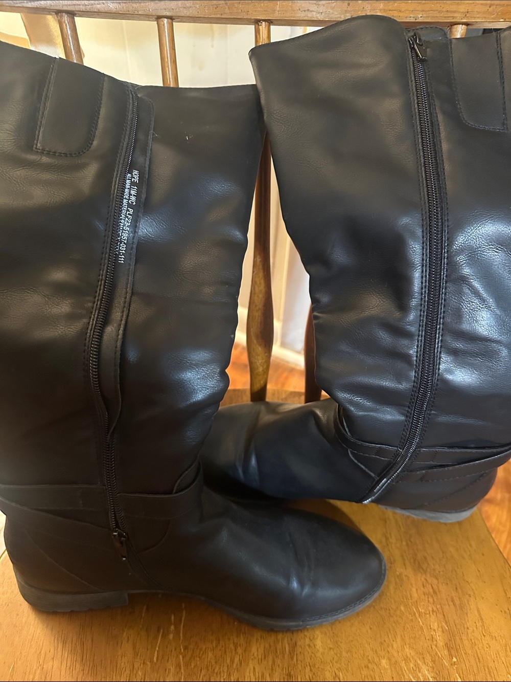 Hope's Black Tall Zipper Boots